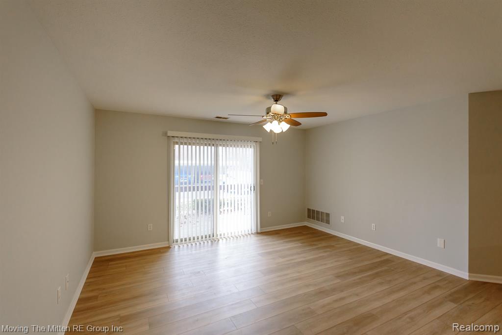 45838 Prairiegrass Court, Van Buren, MI 48111 — Photo 6