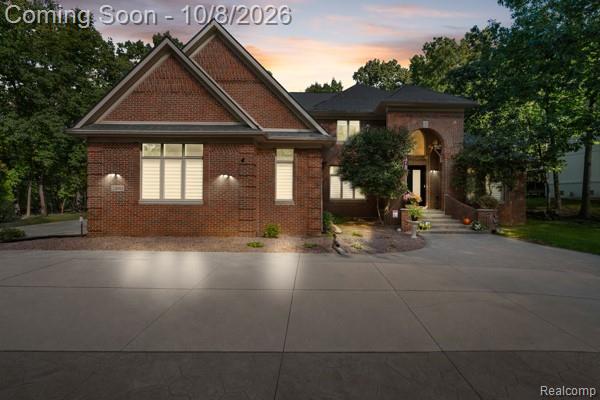 2490 Island View Drive, West Bloomfield, MI 48324