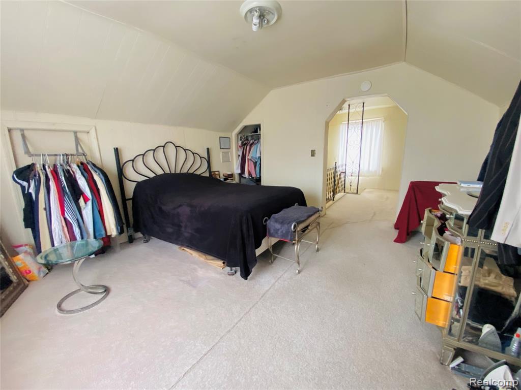 17334 Sprenger Avenue, Eastpointe, MI 48021 — Photo 22