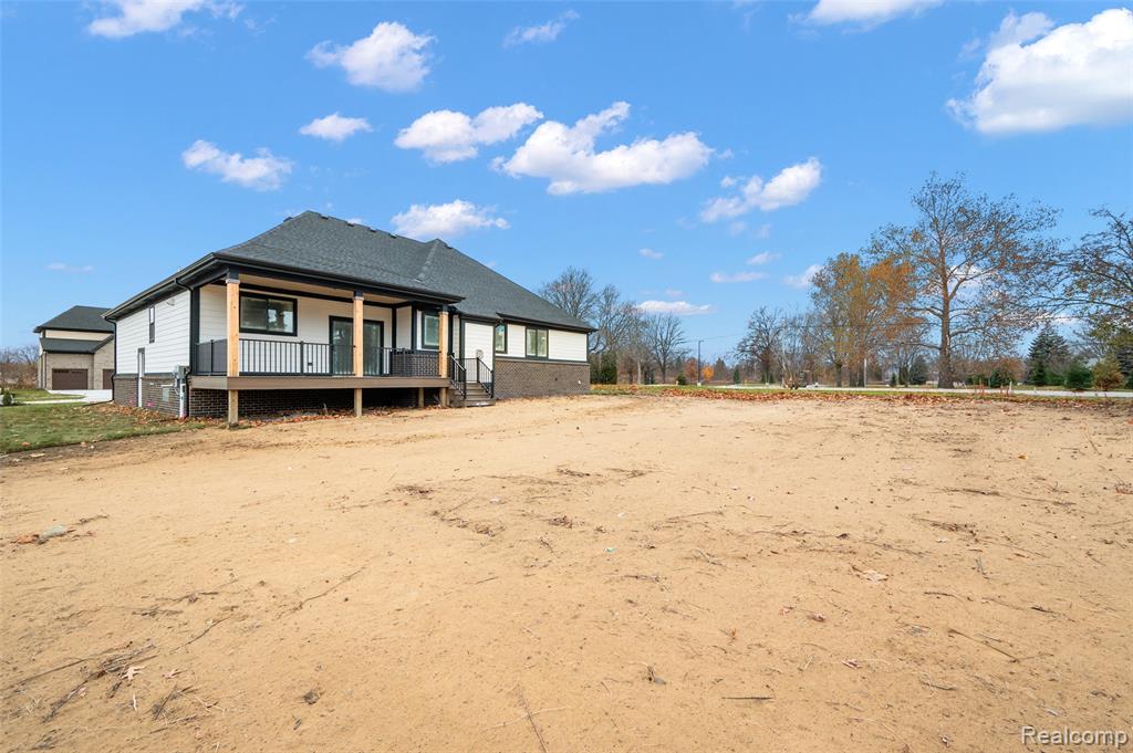 29697 Red Fox Lane, Chesterfield, MI 48047 — Photo 5