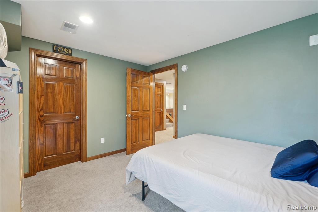 5167 HUNTERS Ridge, Holly, MI 48442 — Photo 33