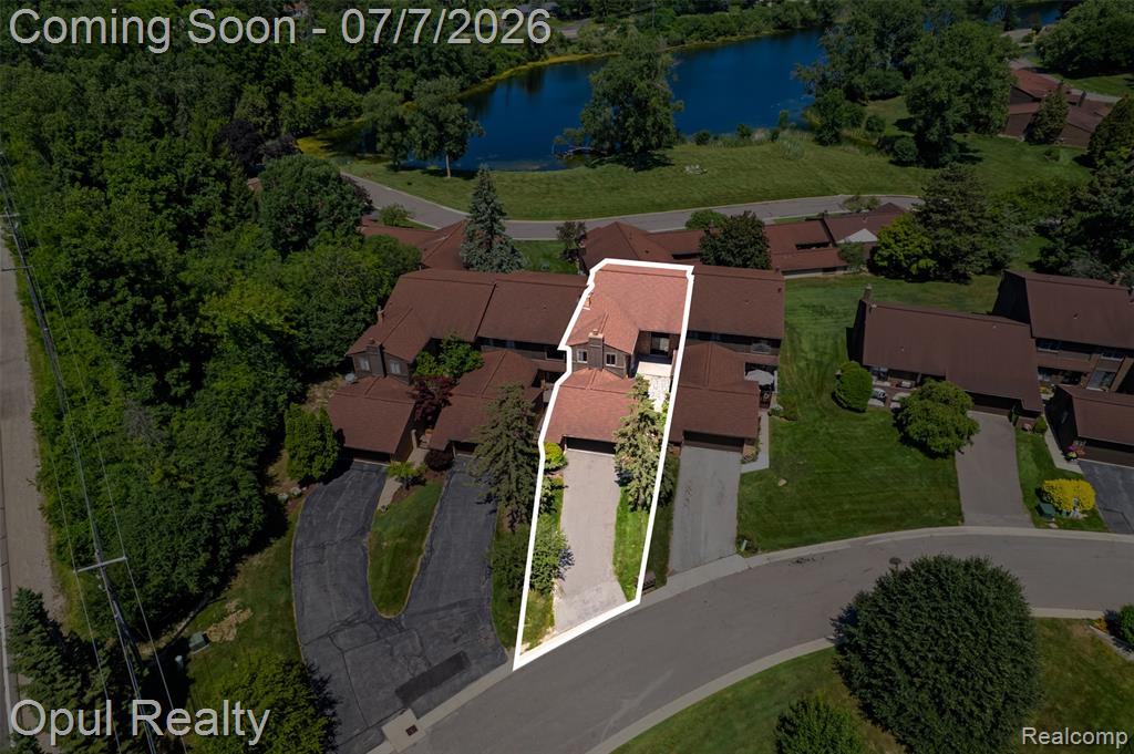 3961 Chablis Street, West Bloomfield, MI 48323 — Photo 44