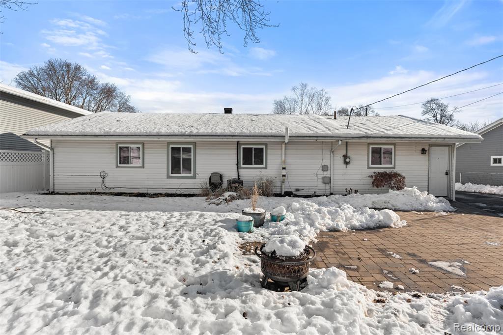 6404 Richalle Street, Brighton, MI 48116 — Photo 26