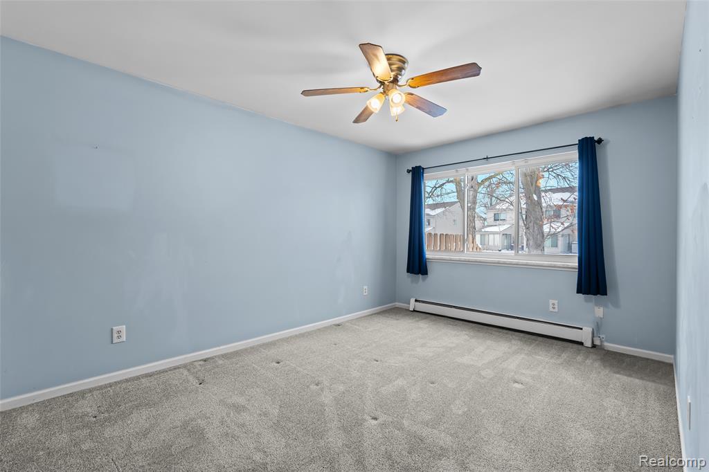 62072 Yorktown - Unit 4, South Lyon, MI 48178 — Photo 13