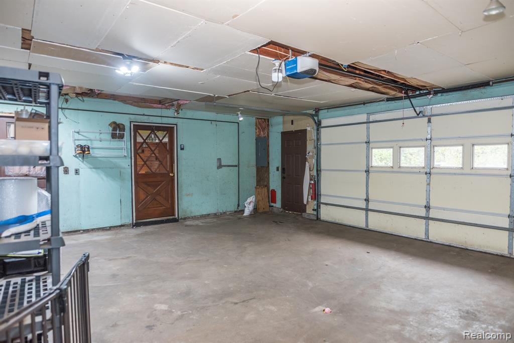 4216 Parker Road, Fort Gratiot, MI 48059 — Photo 10