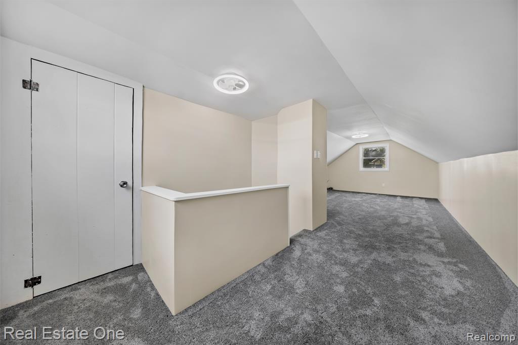 2265 Maddy Lane, Keego Harbor, MI 48320 — Photo 18