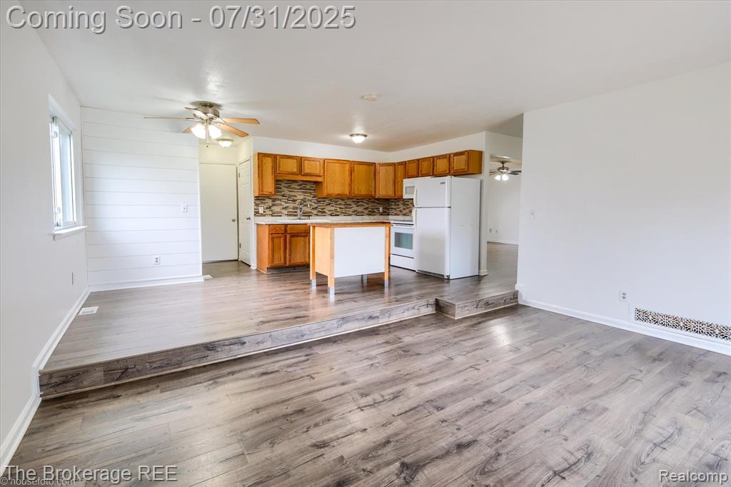 5010 Spring Well Lane, Grand Blanc, MI 48439 — Photo 15