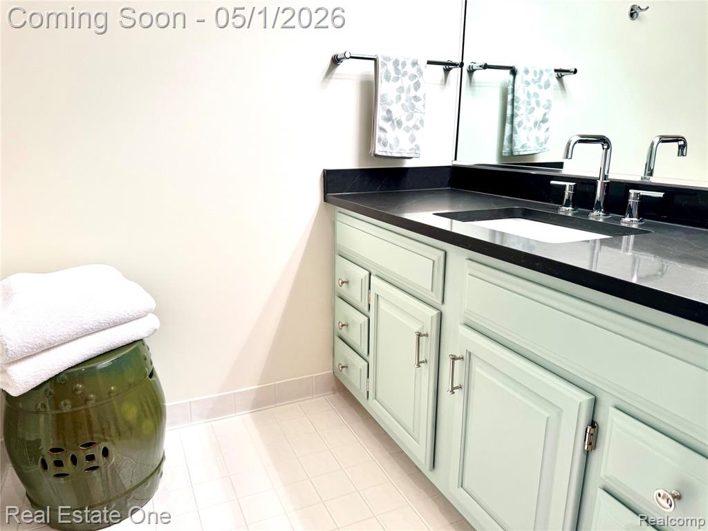 760 E Snell Road, Rochester, MI 48306 — Photo 27