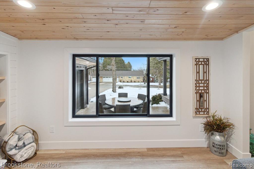 6245 W HIGGINS LAKE Drive, Roscommon, MI 48653 — Photo 32
