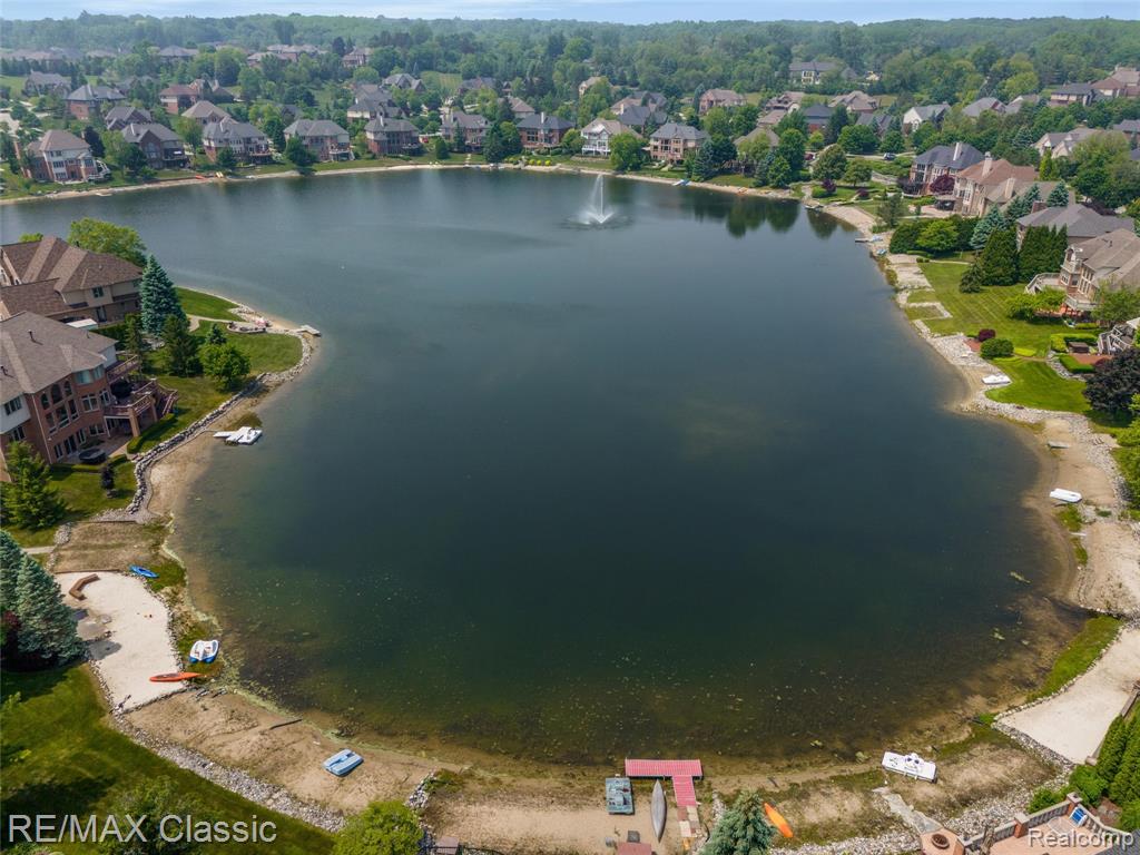 18438 Clairmont Circle E, Northville, MI 48168 — Photo 80