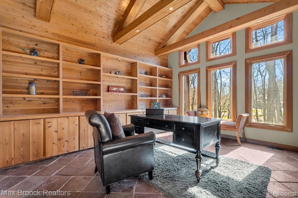 5970 Lynne Hollow Drive, Commerce Twp, MI 48382 — Photo 4