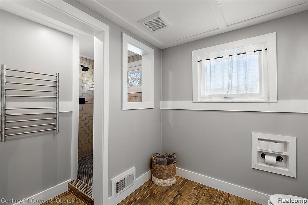 222 Ackerson Lake Drive, Jackson, MI 49201 — Photo 16