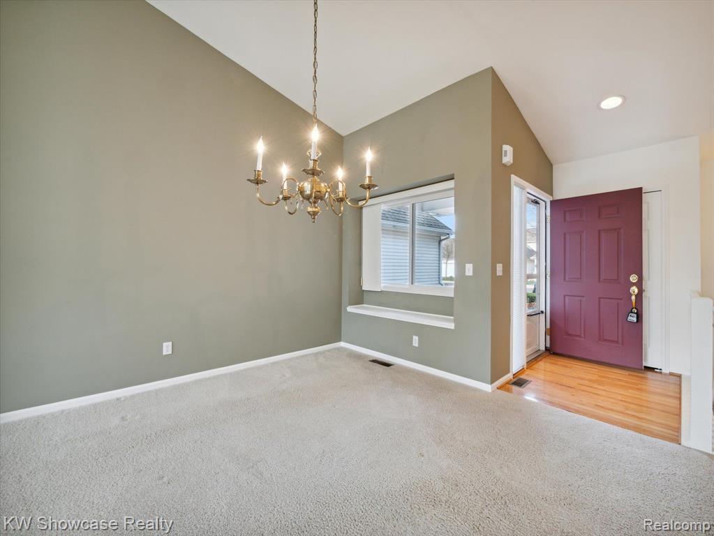 61011 EVERGREEN, South Lyon, MI 48178 — Photo 6