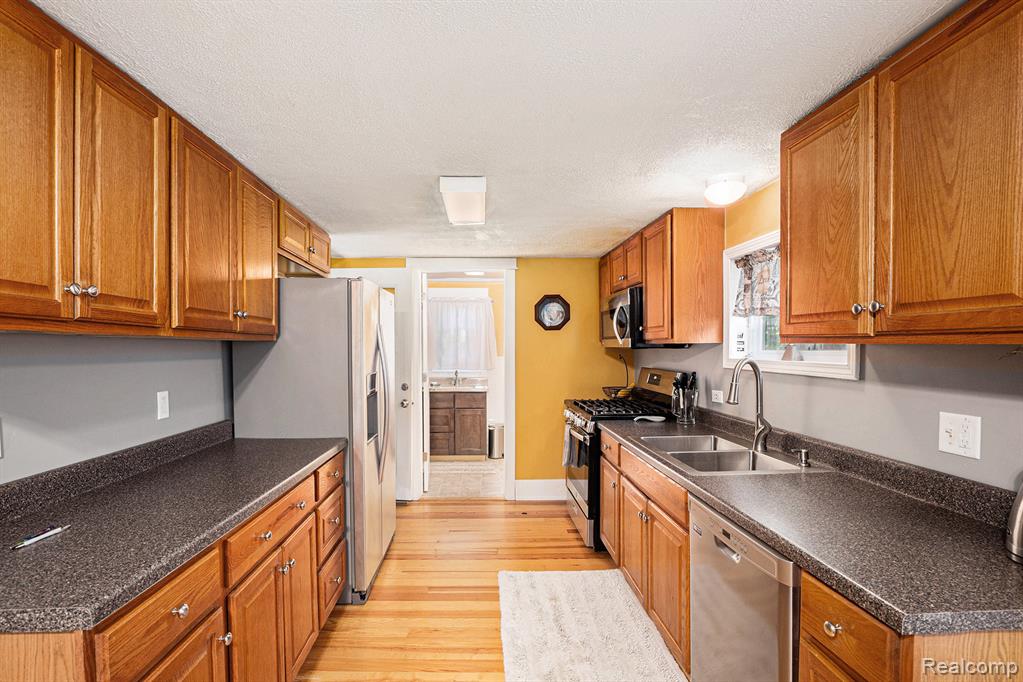 3934 Huron Street, North Branch, MI 48461 — Photo 5