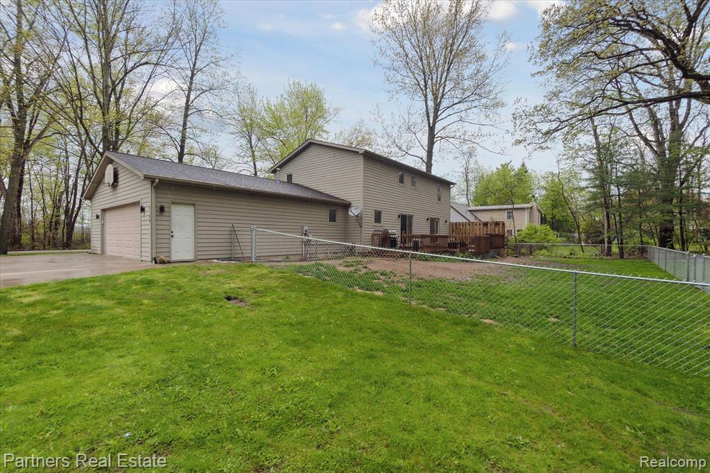 8600 2ND Street, Pinckney, MI 48169 — Photo 38