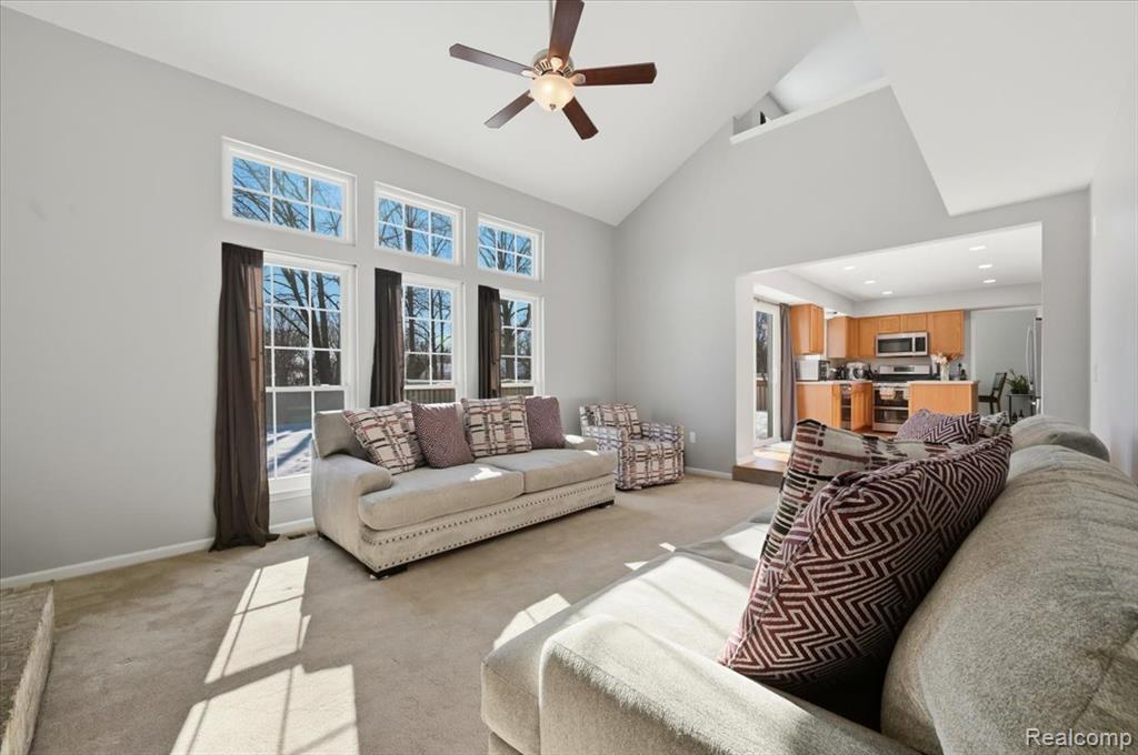 44569 GREENBRIAR Court, Belleville, MI 48111 — Photo 23