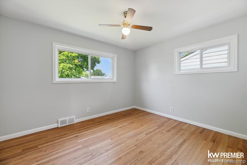 962 Kettering Avenue, Pontiac, MI 48340 — Photo 11