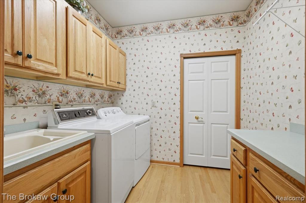 10261 Coachman Court, Davison, MI 48423 — Photo 29