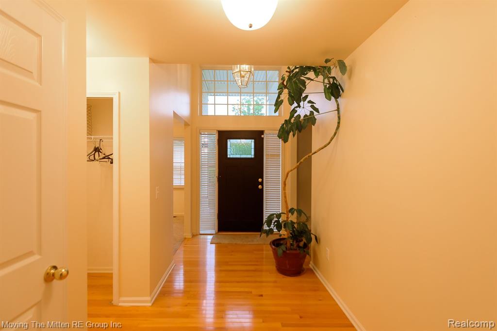 9084 W WALDEN Drive, Van Buren, MI 48111 — Photo 3