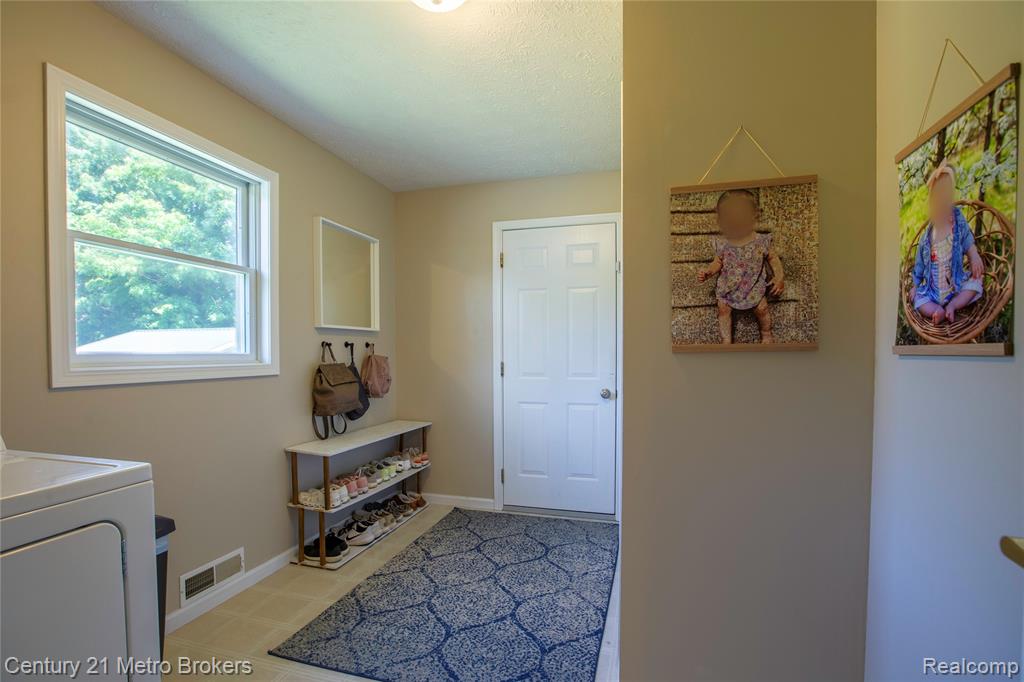 6278 Grand Blanc Road, Swartz Creek, MI 48473 — Photo 20