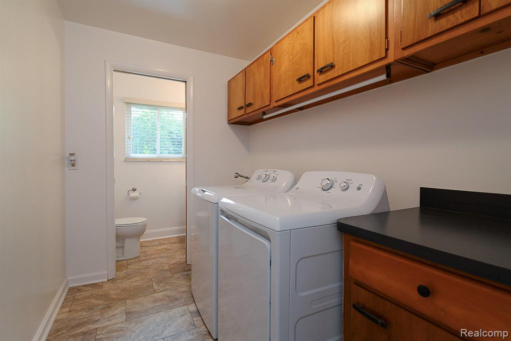 4355 Joanne Drive, Ann Arbor, MI 48103 — Photo 21
