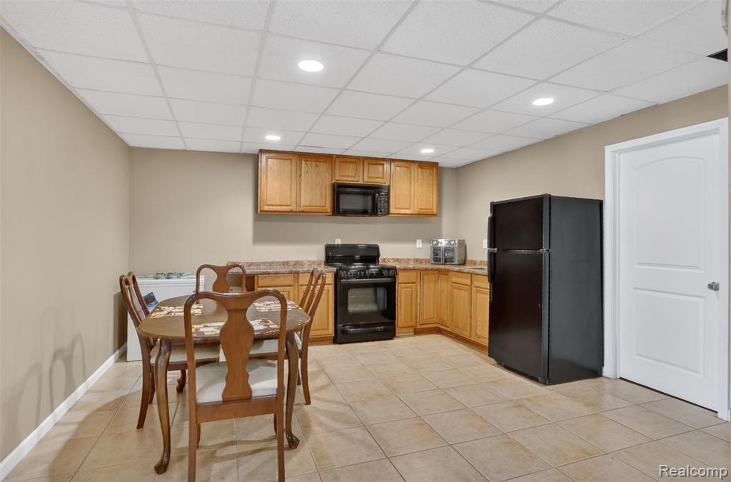 2747 Pebble Beach Drive, Oakland, MI — Photo 39
