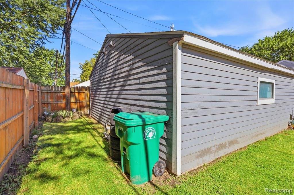 29025 Dawson Street, Garden City, MI — Photo 27