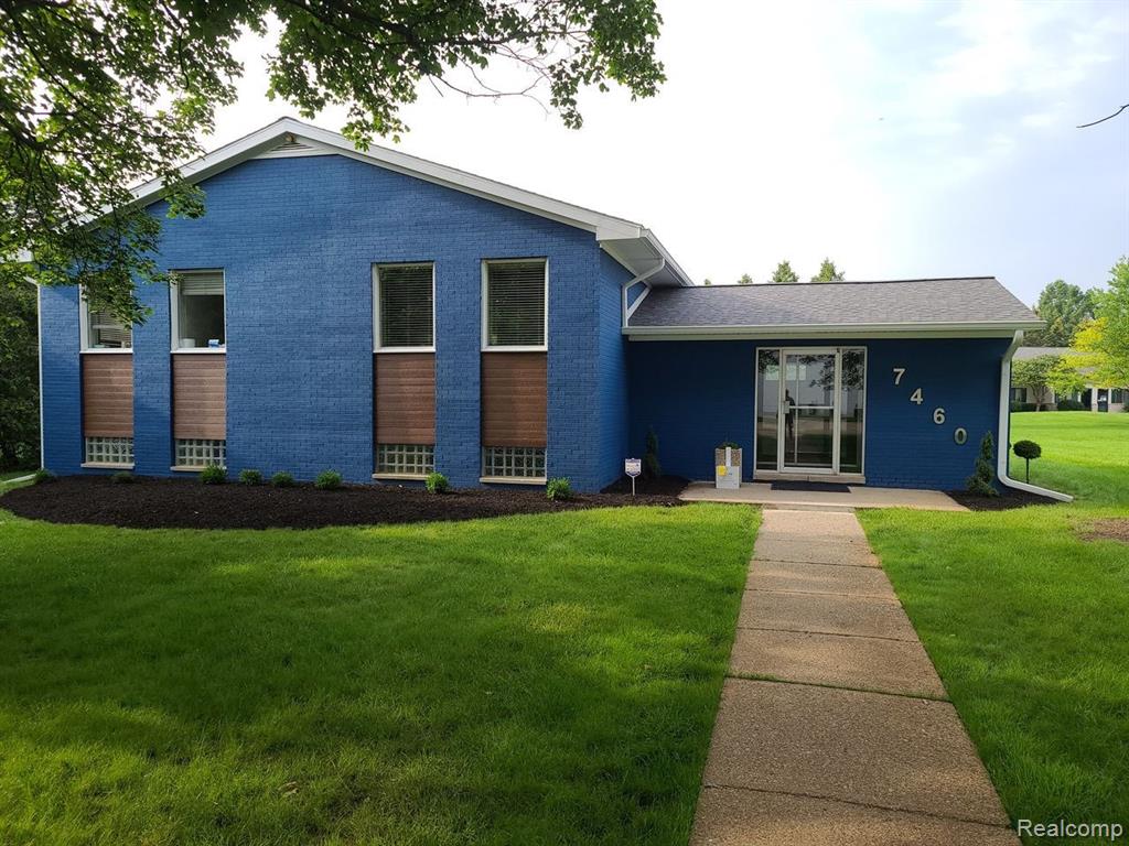 7460 M E CAD Boulevard, Clarkston, MI 48348 — front exterior