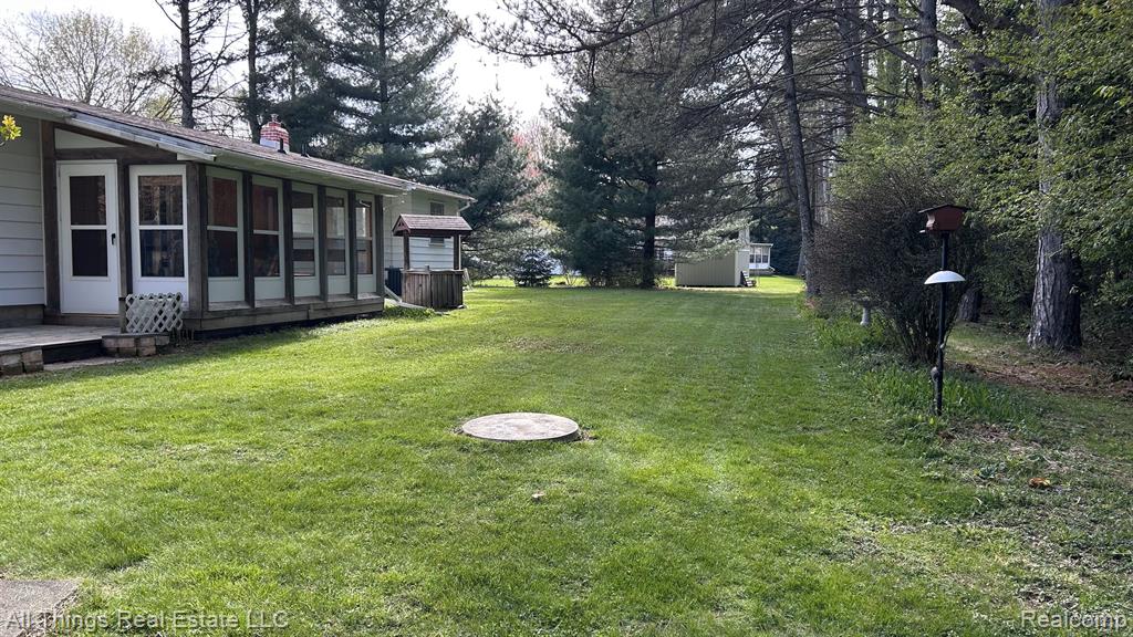 6037 BROOKWOOD Drive, Burton, MI 48509 — Photo 23
