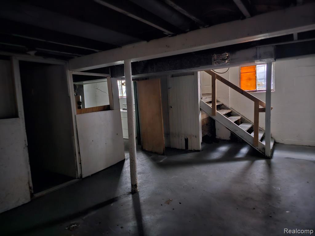 10126 WOODLAWN Street, Detroit, MI 48213 — Photo 29