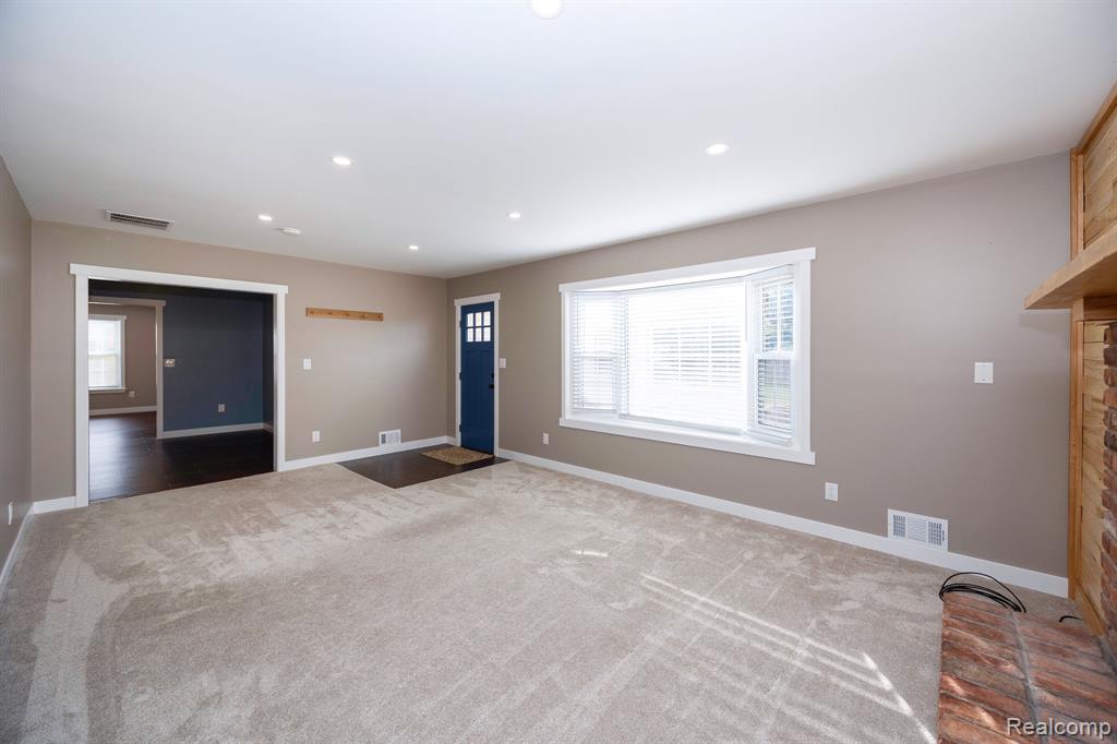 1376 Heritage Drive, Canton, MI 48188 — Photo 14