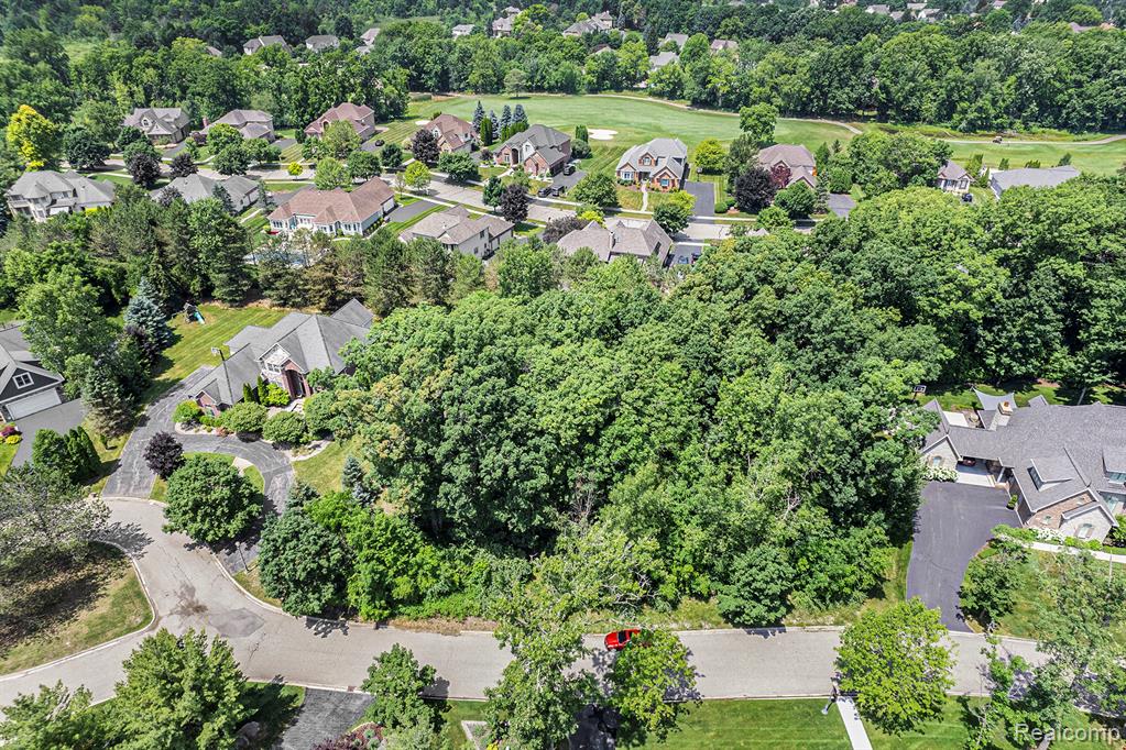 UNIT 110 ANDOVER CT Andover Court, Grand Blanc, MI 48439 — Photo 3
