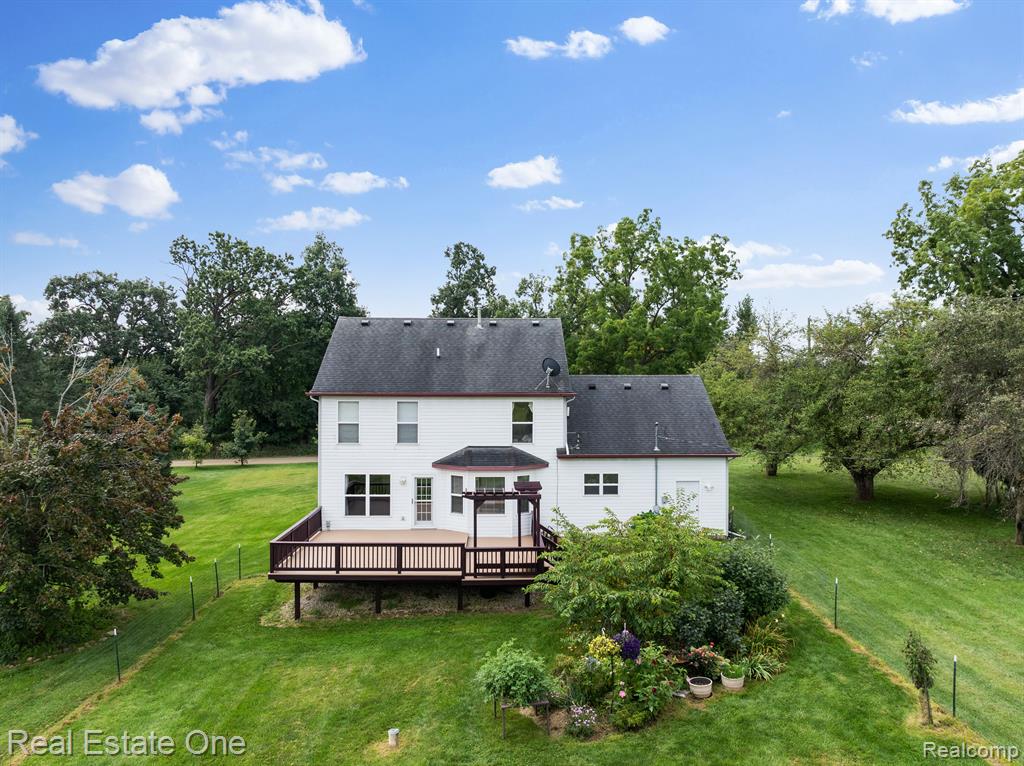 7796 LANGE Road, Fowlerville, MI 48836 — Photo 26