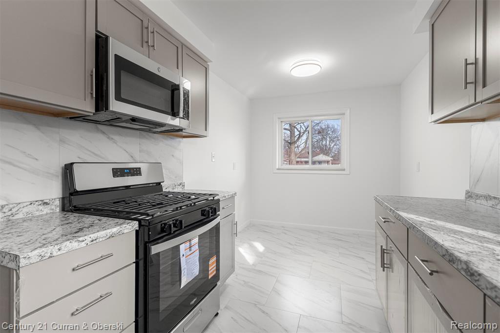 4170 Lincoln Boulevard, Dearborn Heights, MI 48125 — Photo 8