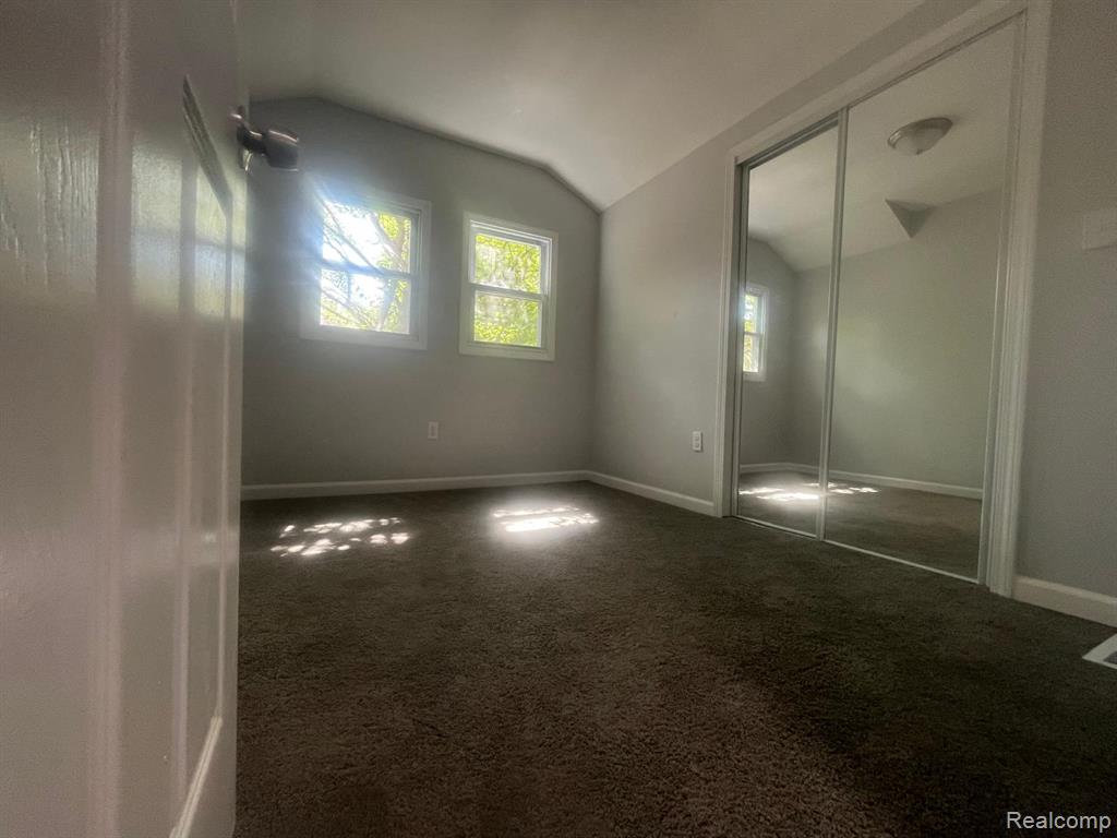 15095 Strathmoor Street, Detroit, MI 48227 — Photo 4