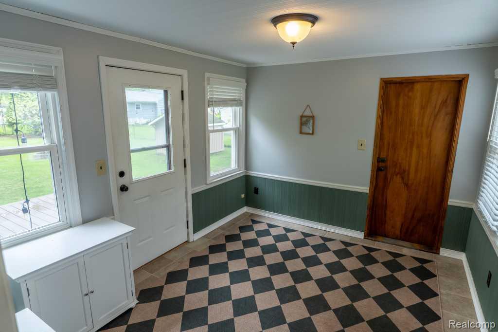 244 Gladwin Avenue, Commerce Twp, MI — Photo 29
