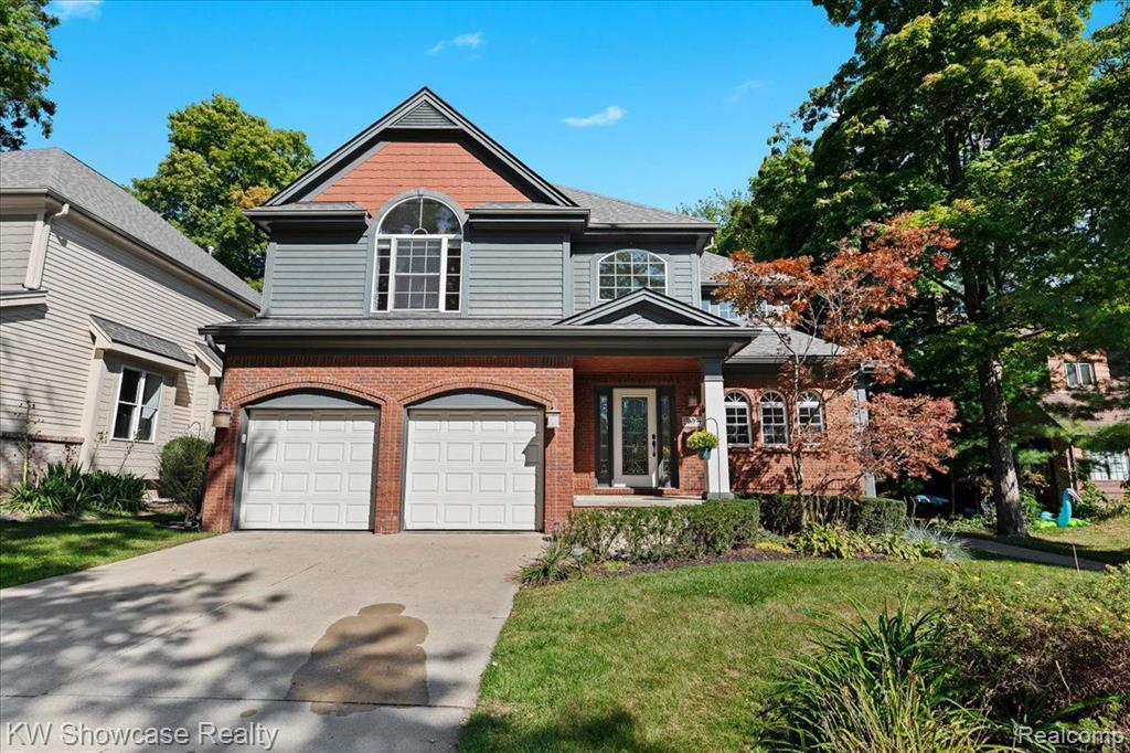 595 E COMMERCE Street, Milford, MI 48381 — Photo 2