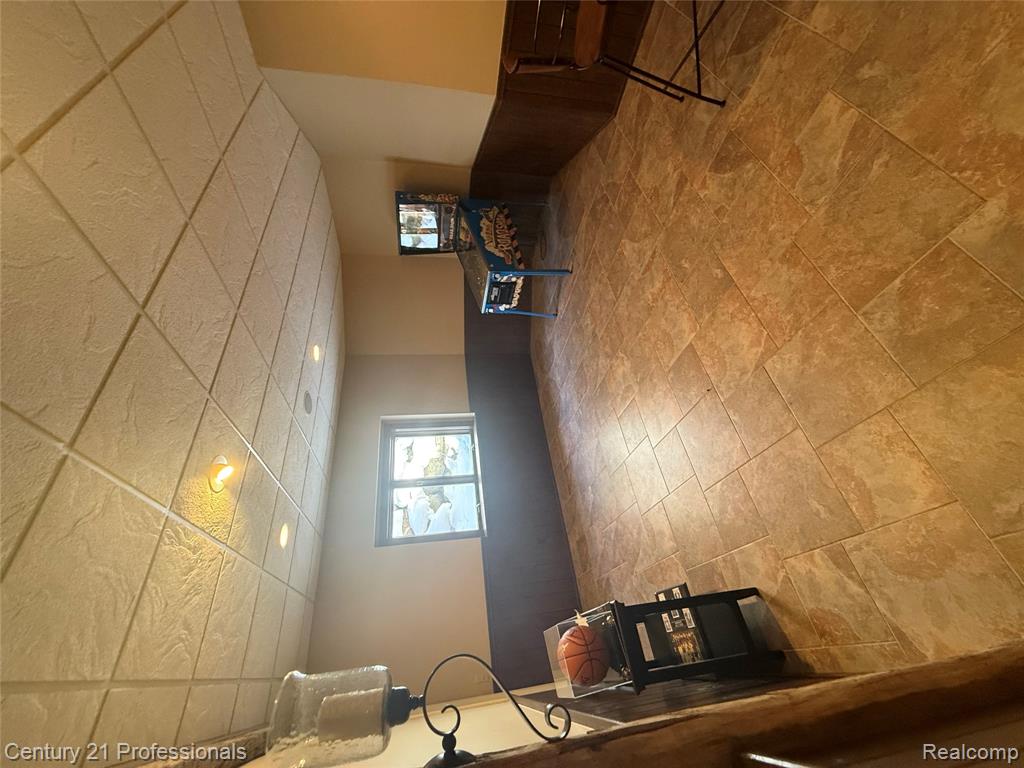 7717 Somerhill Lane, Clarkston, MI 48348 — Photo 36