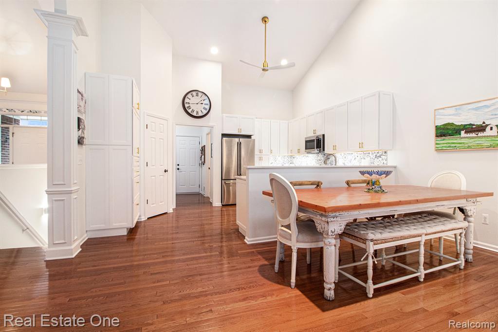 724 Knolls Landing Drive, 18, Milford, MI 48381 — Photo 9