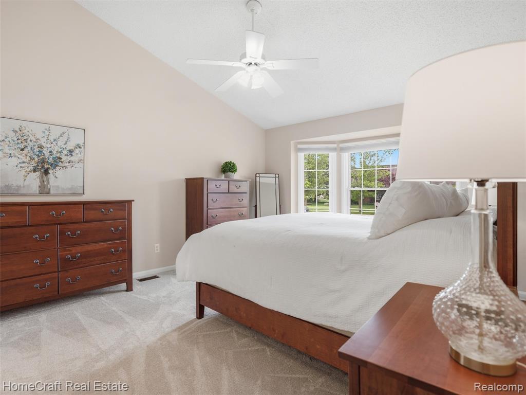 45088 DANBURY Road, Canton, MI 48188 — Photo 20