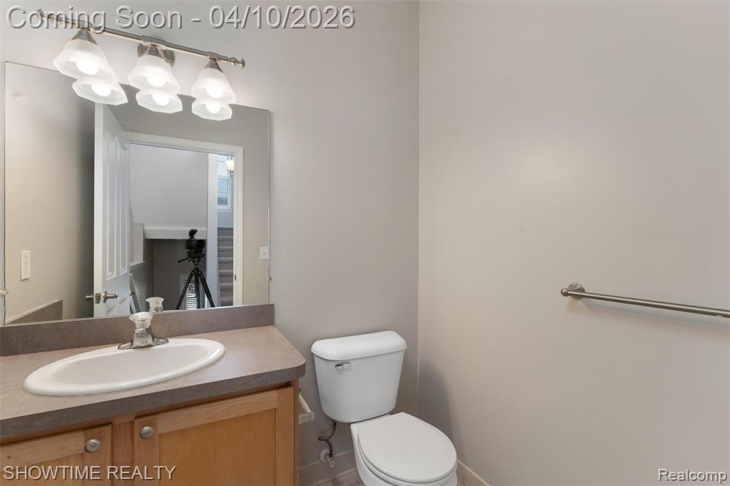 25457 Saint James, Southfield, MI 48075 — Photo 10