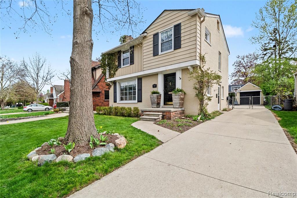 32240 Auburn Drive, Beverly Hills, MI 48025 — Photo 2