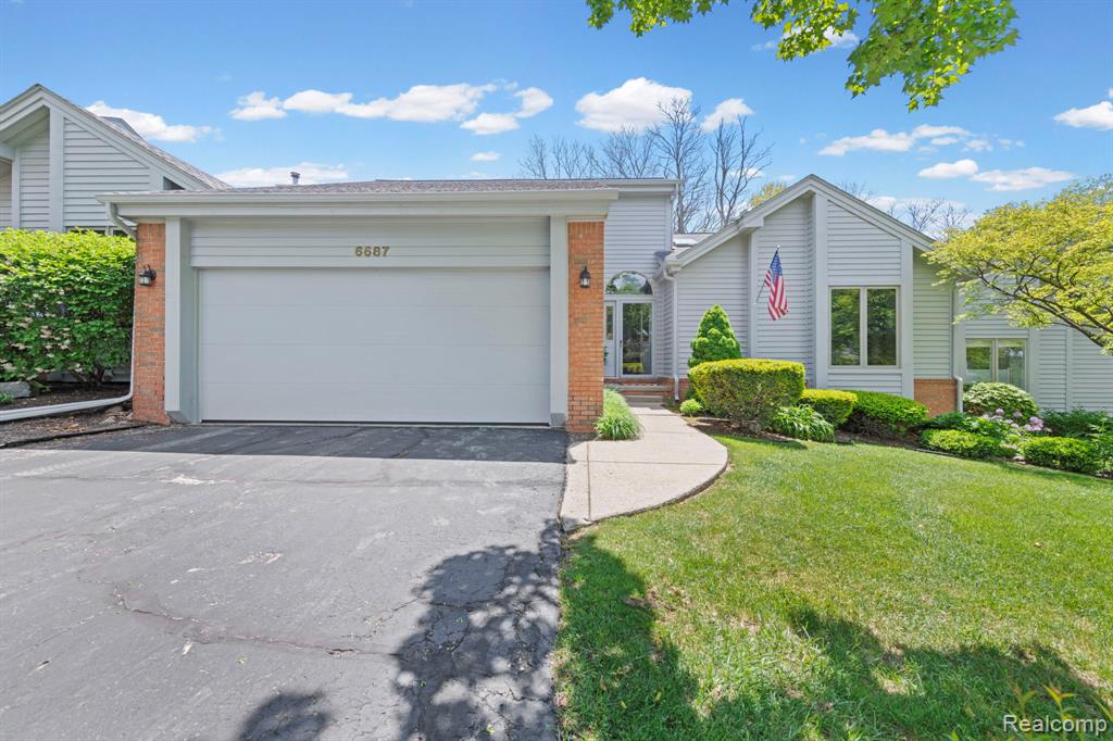 6687 Ridgeview Drive, Clarkston, MI — front exterior