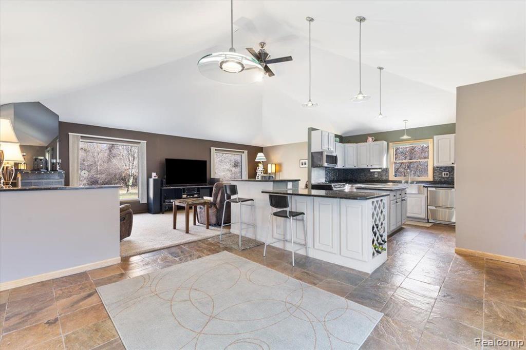 572 CASEMER Road, Lake Orion, MI — Photo 31