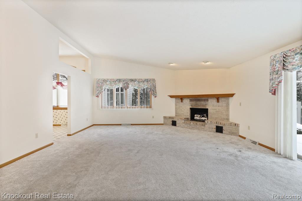 53 Pine Grove Drive, Frankenmuth, MI 48734 — Photo 9