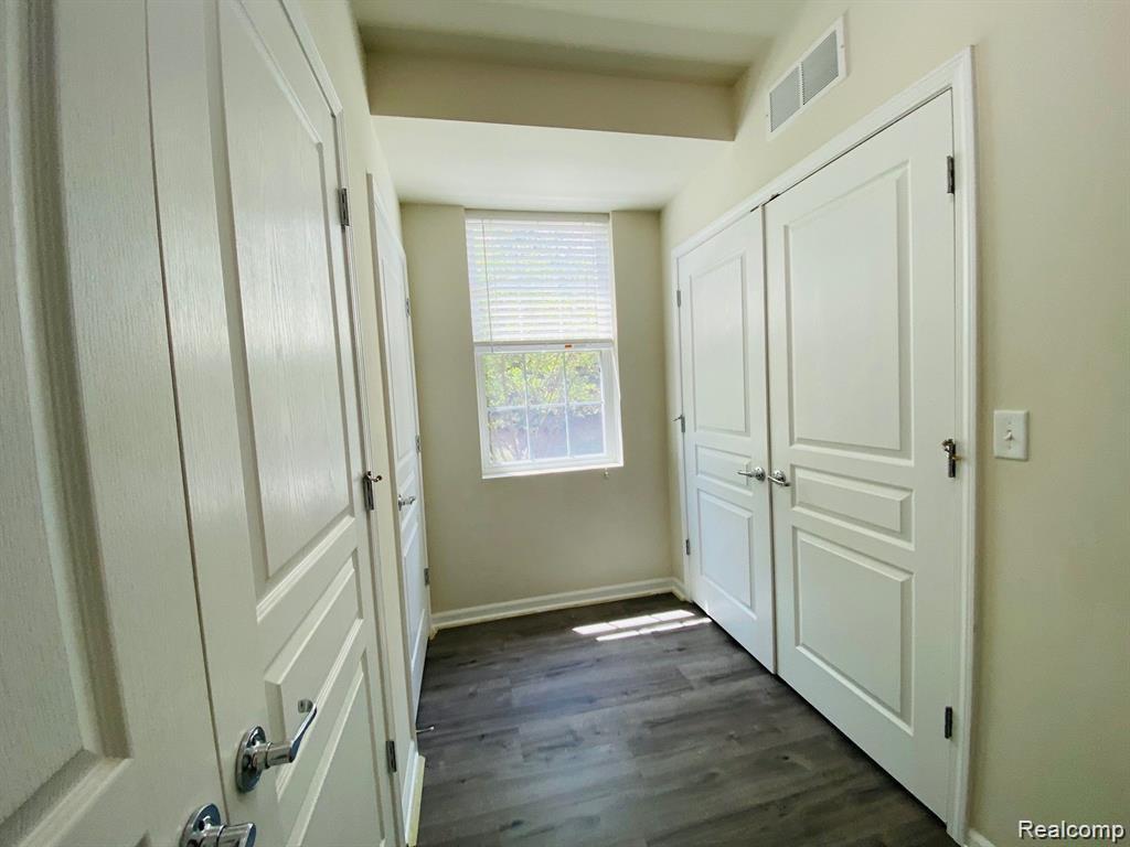 44685 Ellery Lane, Novi, MI — Photo 22