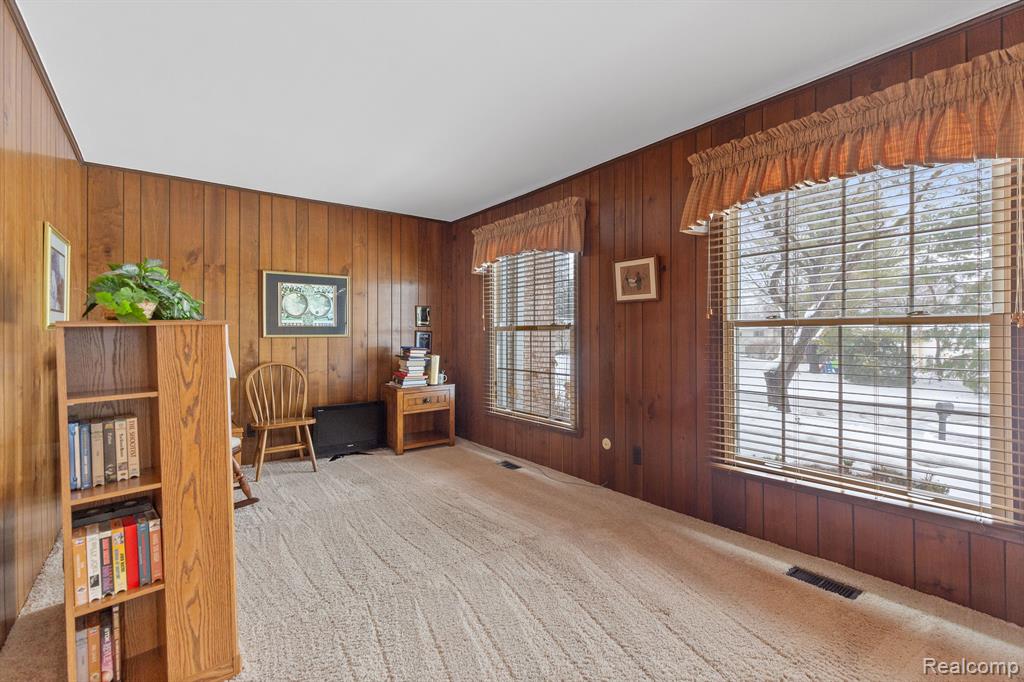 42126 BAINTREE Circle, Northville, MI 48168 — Photo 33