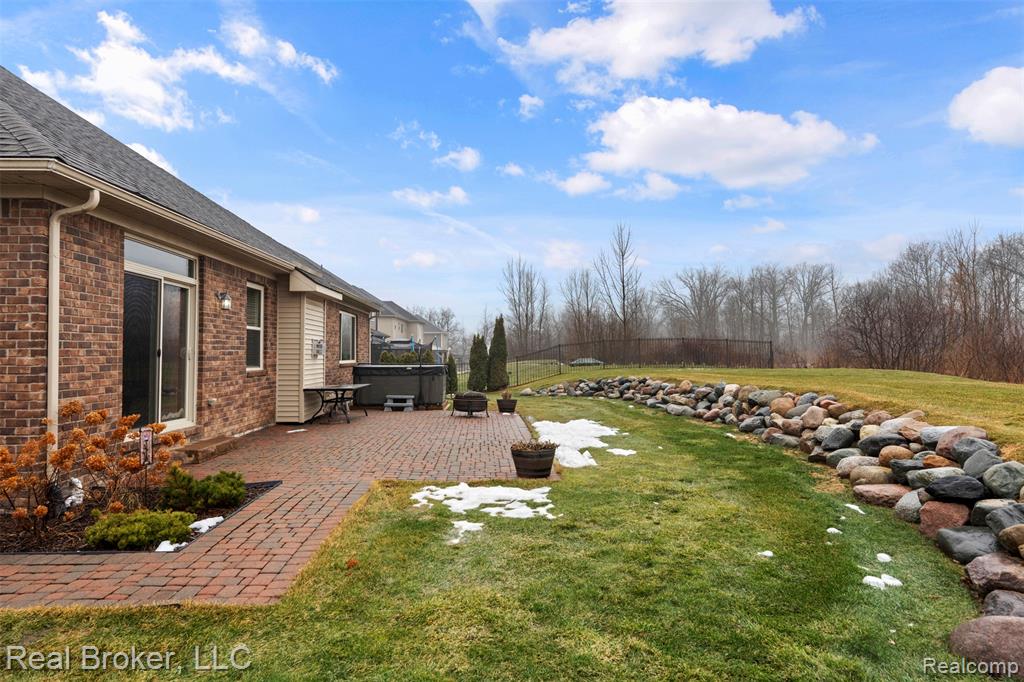 5439 Morgan Lake Drive, Clarkston, MI 48348 — Photo 44