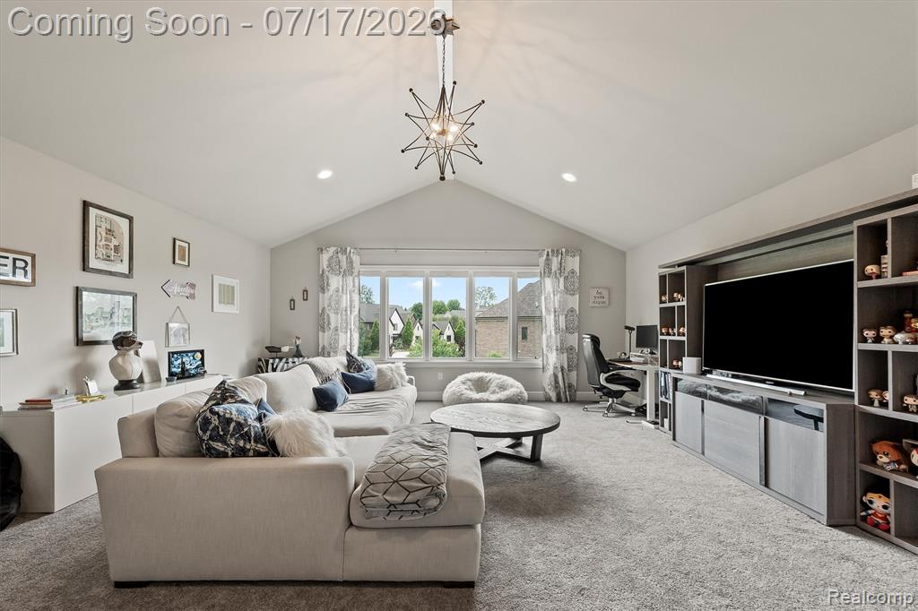 602 Wellington Circle, Rochester Hills, MI 48309 — Photo 28