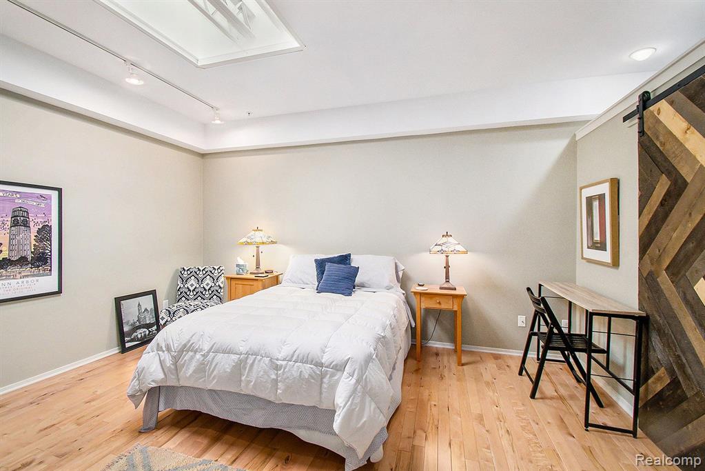 101 W Liberty Street, 320, Ann Arbor, MI 48104 — Photo 20